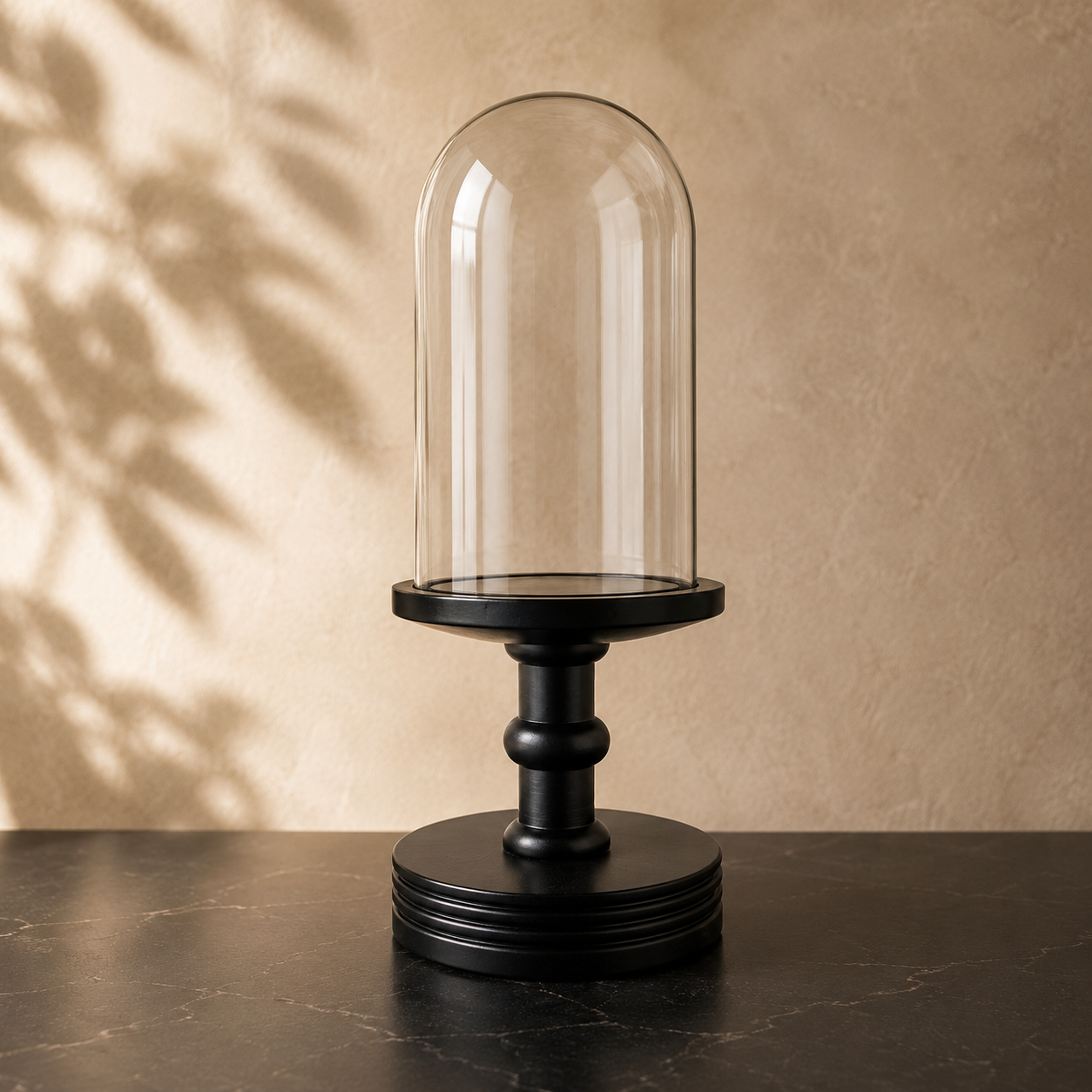 Finest Obituaries |Glasglocke mit schwarzem Sockel 17x40 cm– Dekokuppel / Display Dome