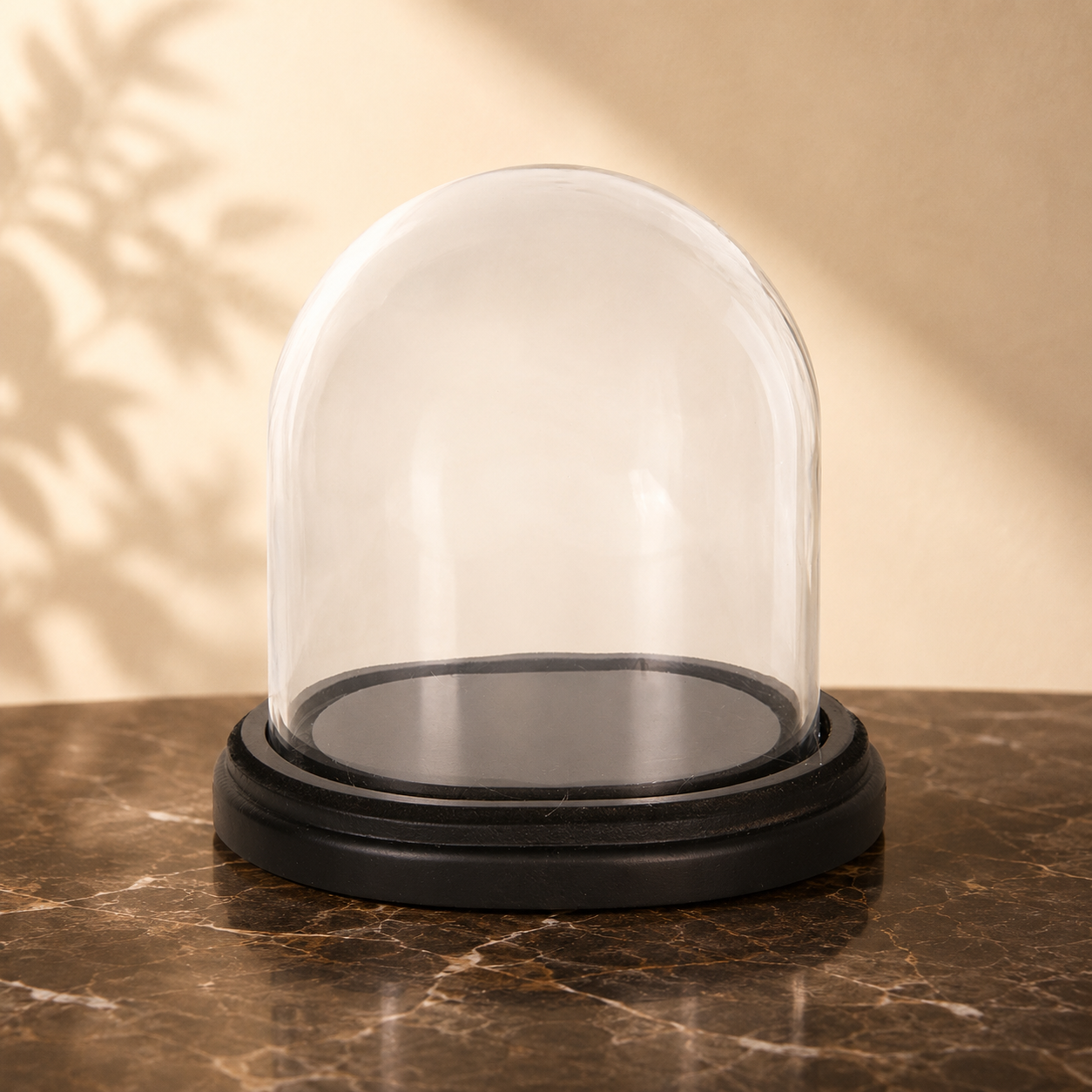 Finest Obituaries | Oval Glass Dome with Black Base, 17x14x18 cm – Decorative Dome / Display Dome (Copy)