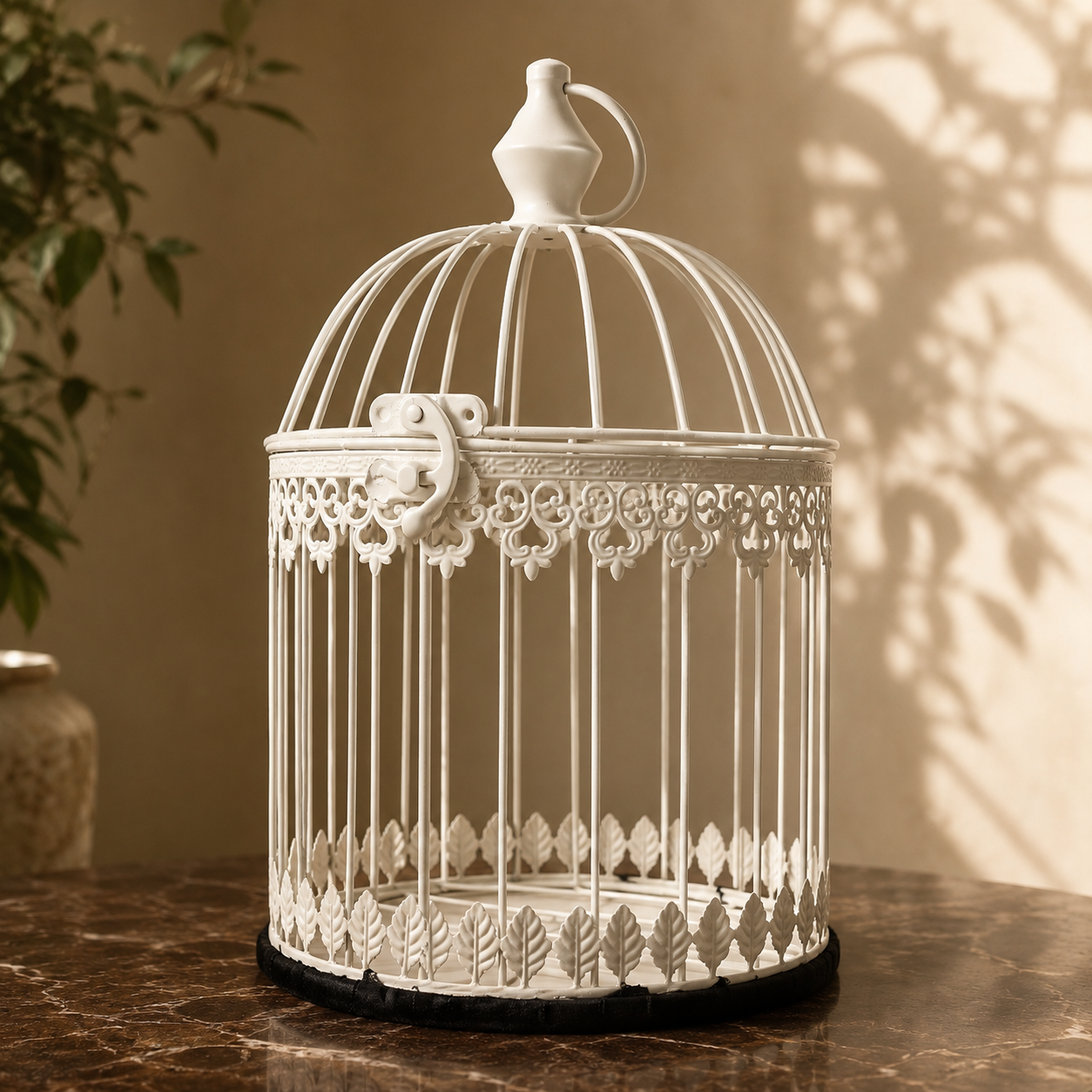 Finest Obituaries | Großer Deko-Vogelkäfig cremeweiß aus Metall Ø 15 × 26 cm