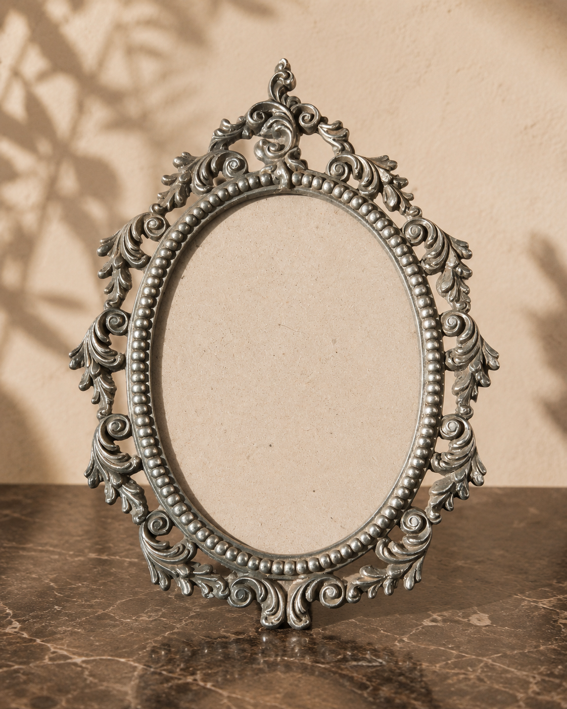Finest Obituaries | Oval Picture Frame Made of Solid Metal – Vintage Style, 10 x 13.5 cm